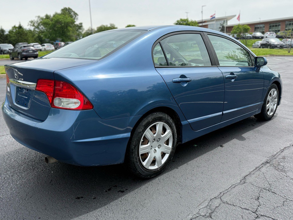 2010 Honda Civic Image 18