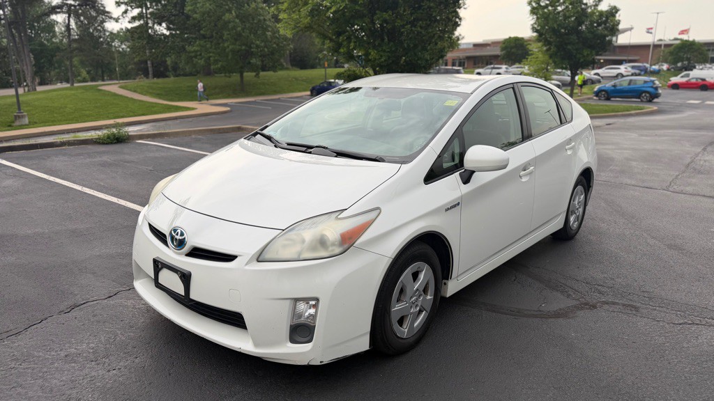 2010 Toyota Prius Image 1