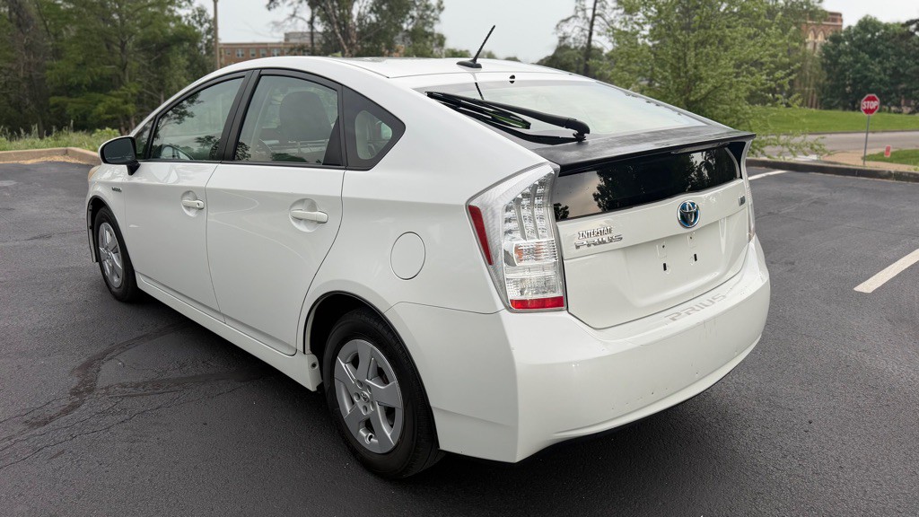 2010 Toyota Prius Image 7