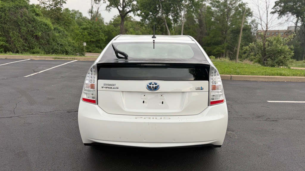 2010 Toyota Prius Image 8
