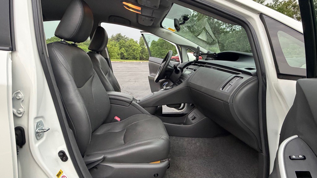 2010 Toyota Prius Image 12