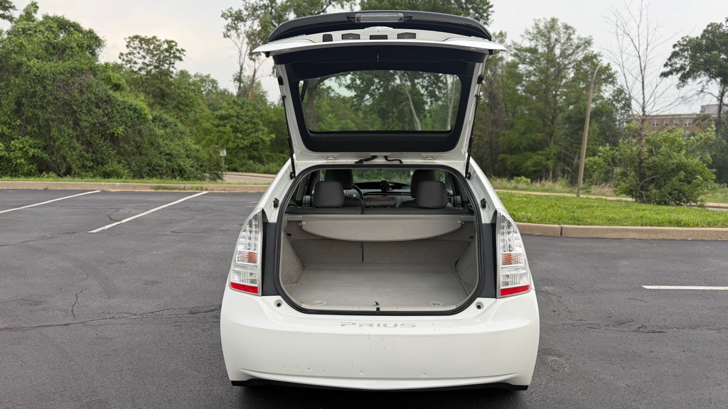 2010 Toyota Prius Image 23