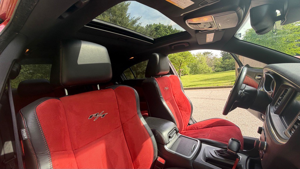 2015 Dodge Charger Image 24