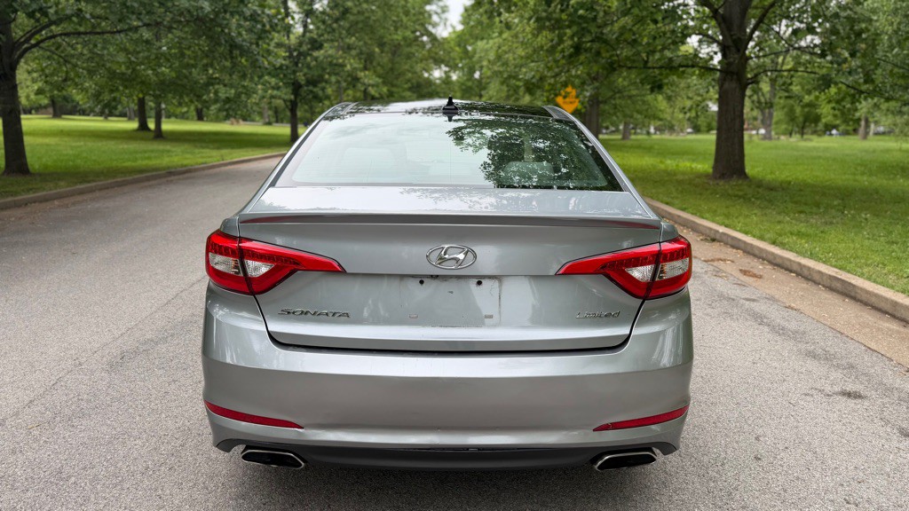 2015 Hyundai Sonata Image 8