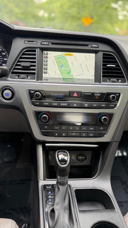 2015 Hyundai Sonata Image 20