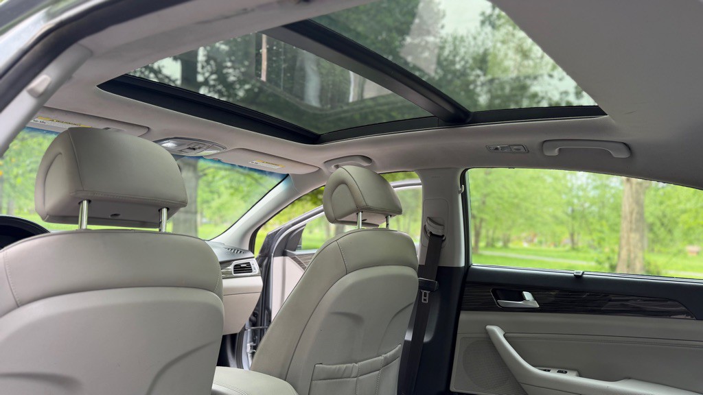 2015 Hyundai Sonata Image 22