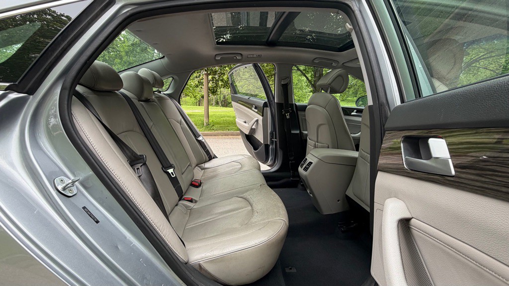 2015 Hyundai Sonata Image 23