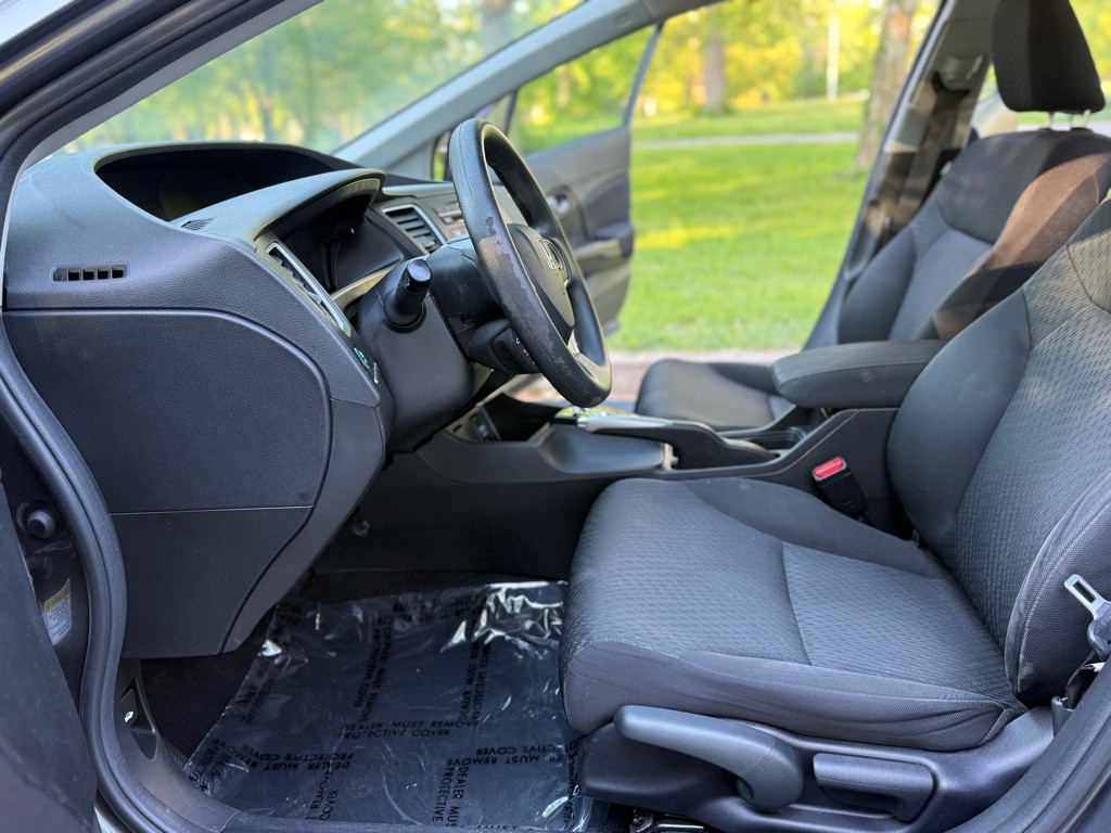 2015 Honda Civic Image 8