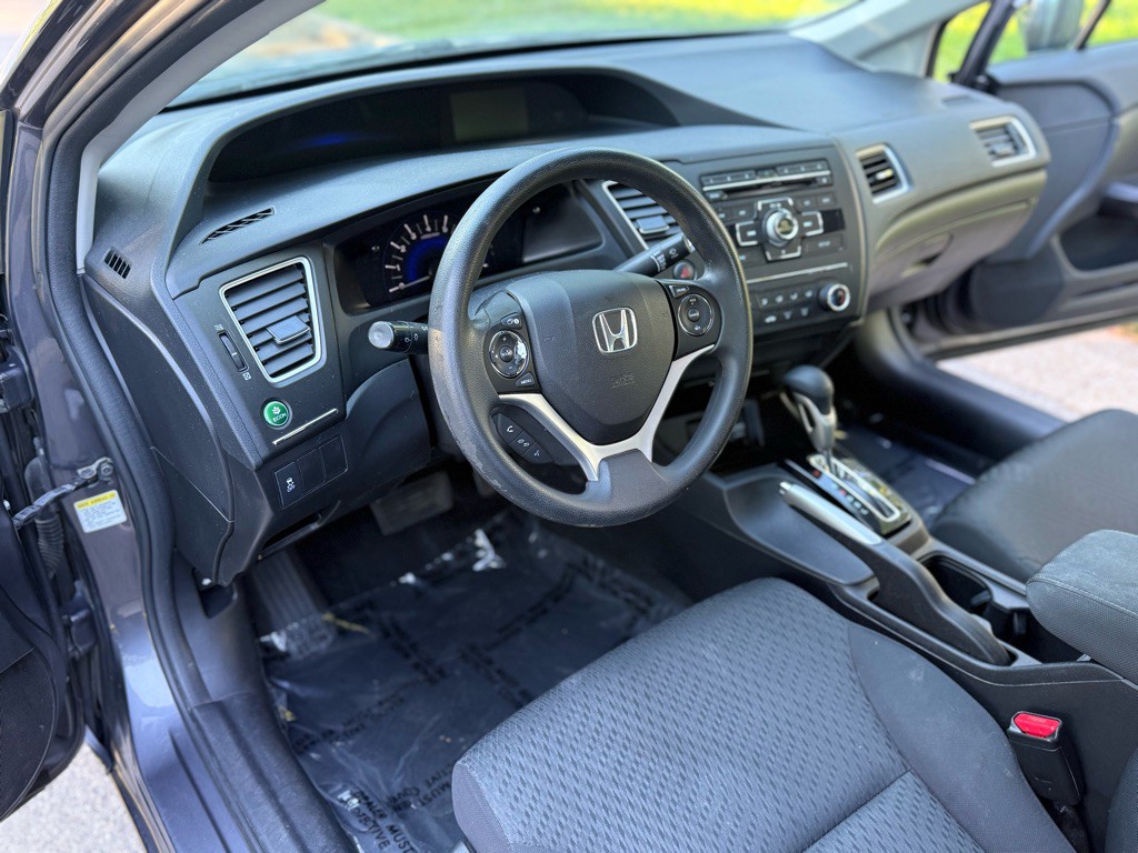 2015 Honda Civic Image 9