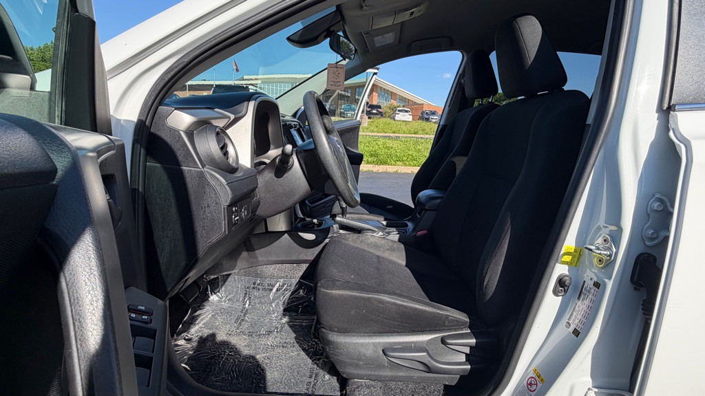 2018 Toyota Rav4 Image 7