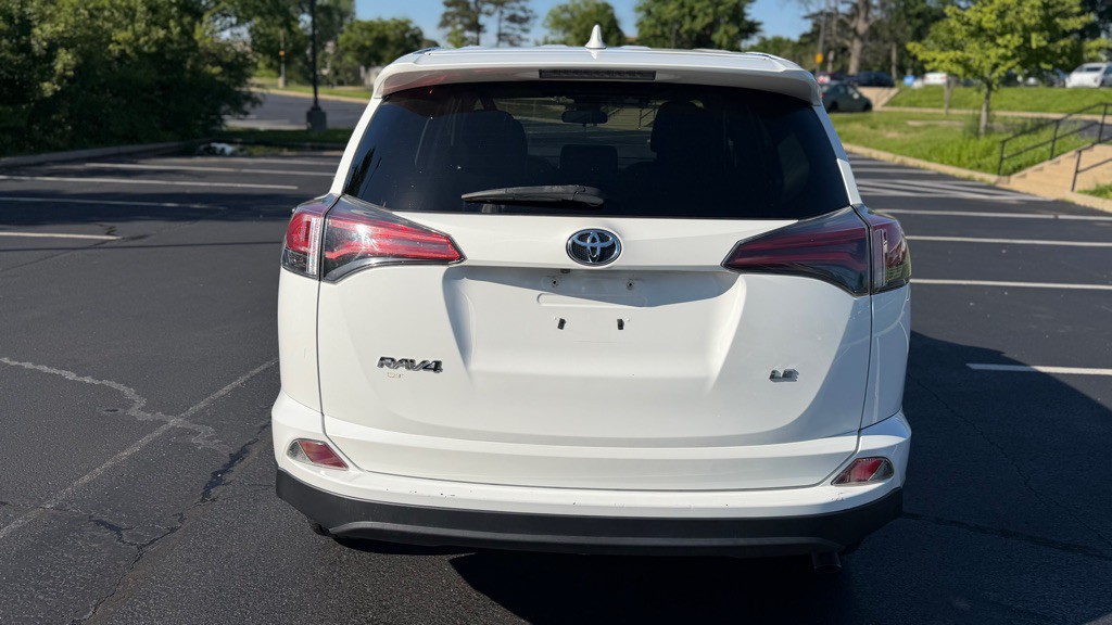 2018 Toyota Rav4 Image 22