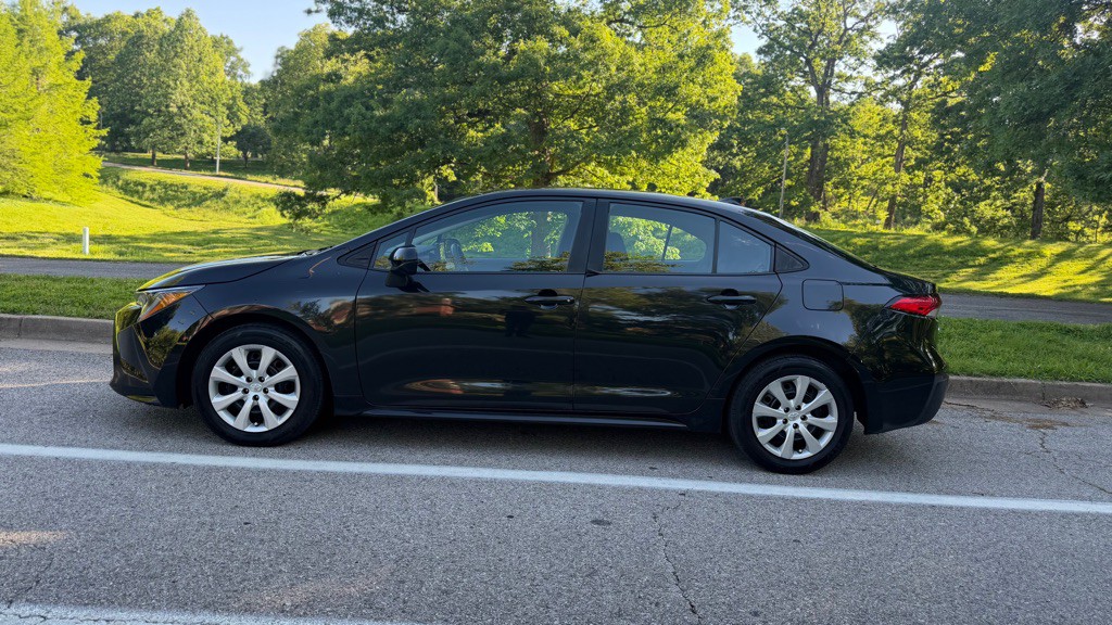 2022 Toyota Corolla Image 31