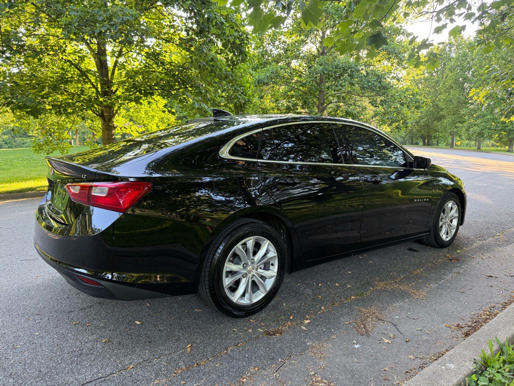 2023 Chevrolet Malibu Image 7