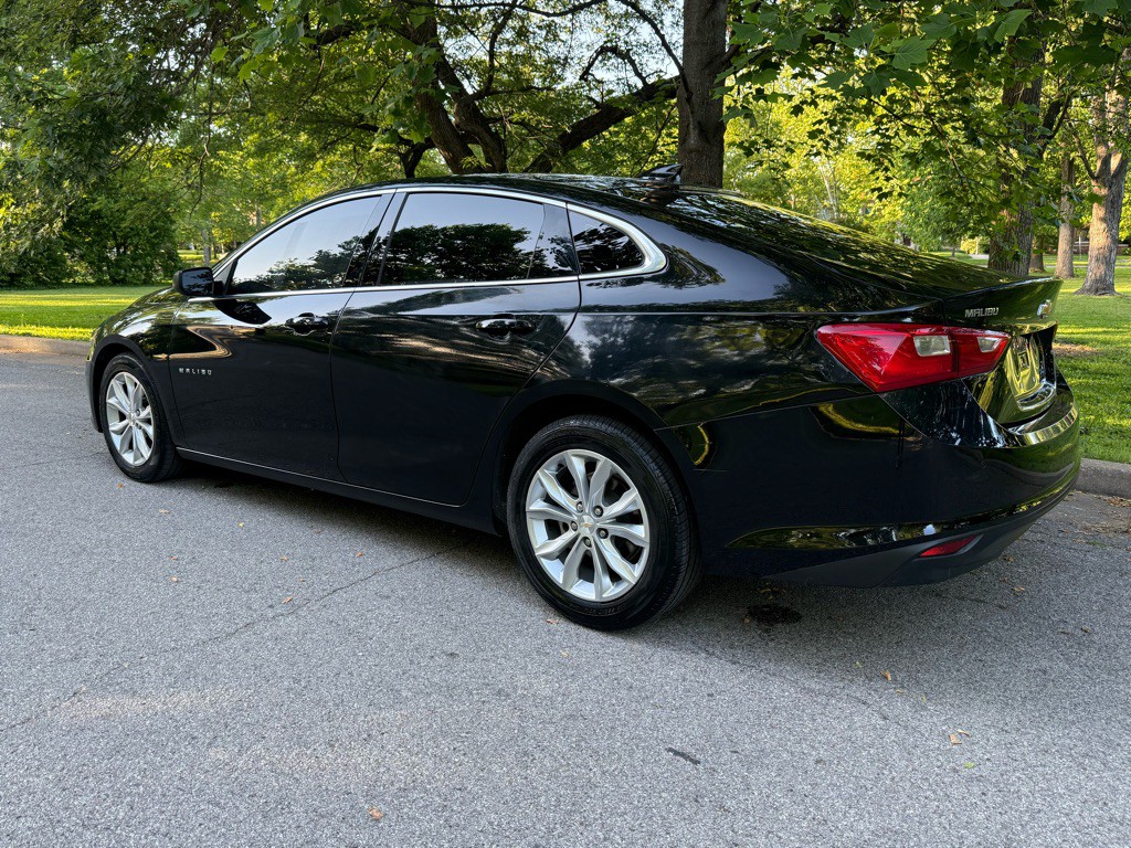 2023 Chevrolet Malibu Image 9