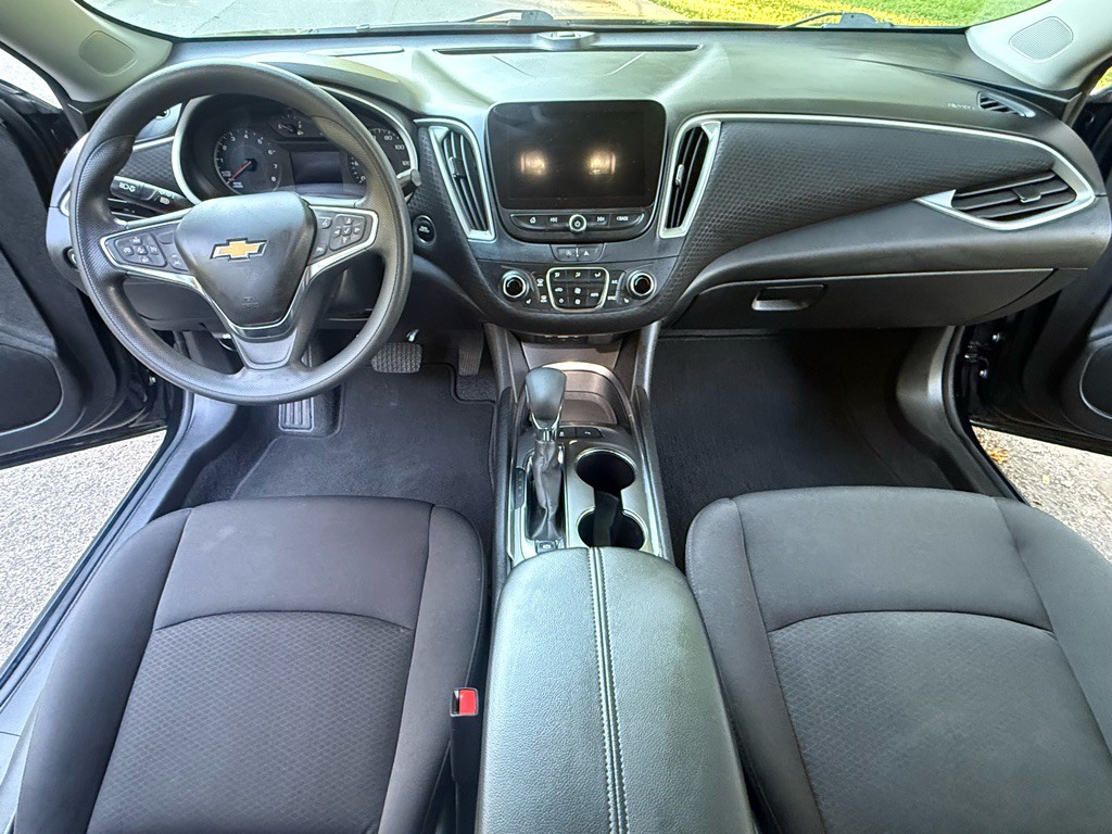 2023 Chevrolet Malibu Image 11