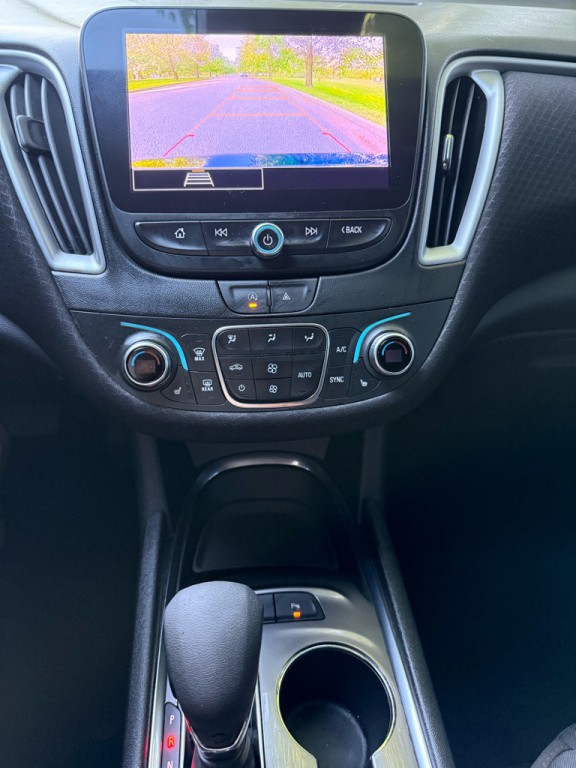2023 Chevrolet Malibu Image 18