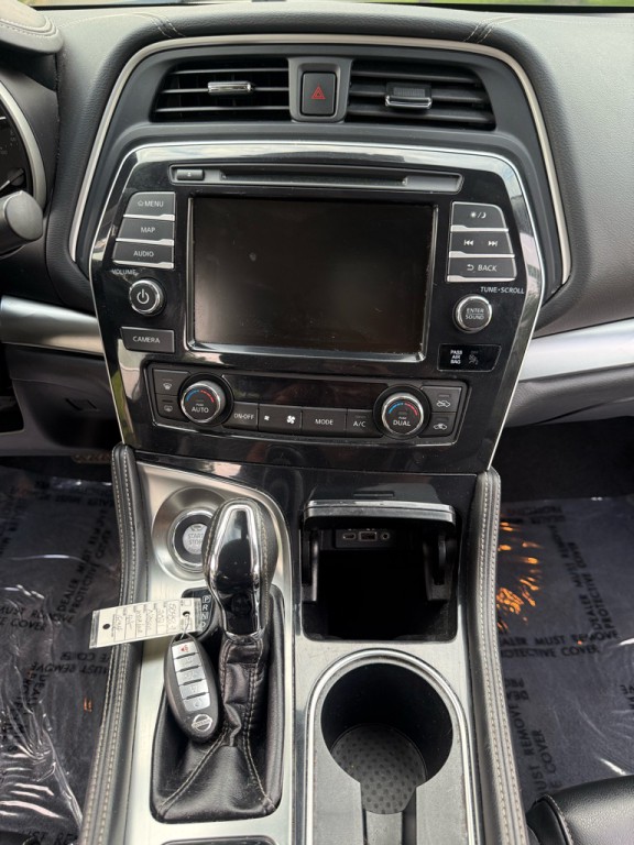 2021 Nissan Maxima Image 16