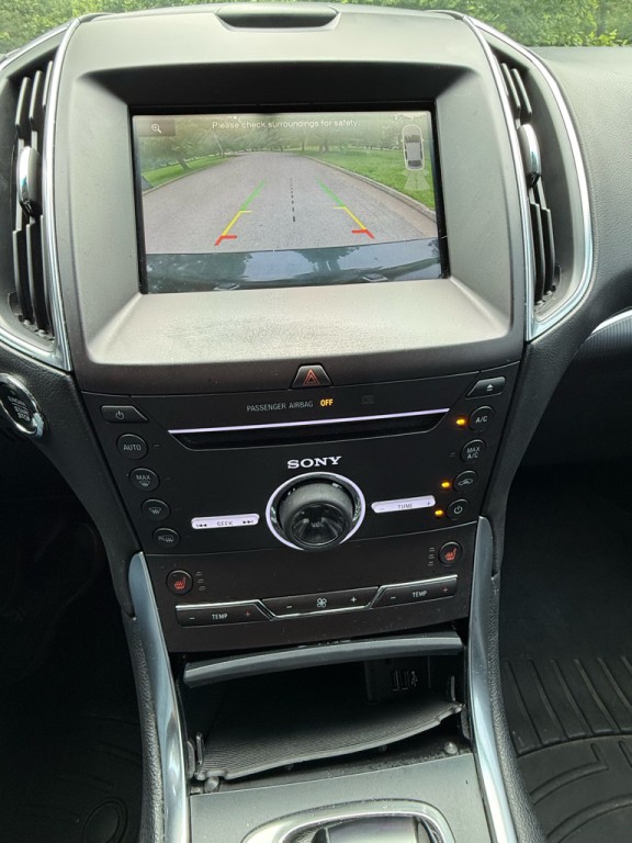 2015 Ford Edge Image 15