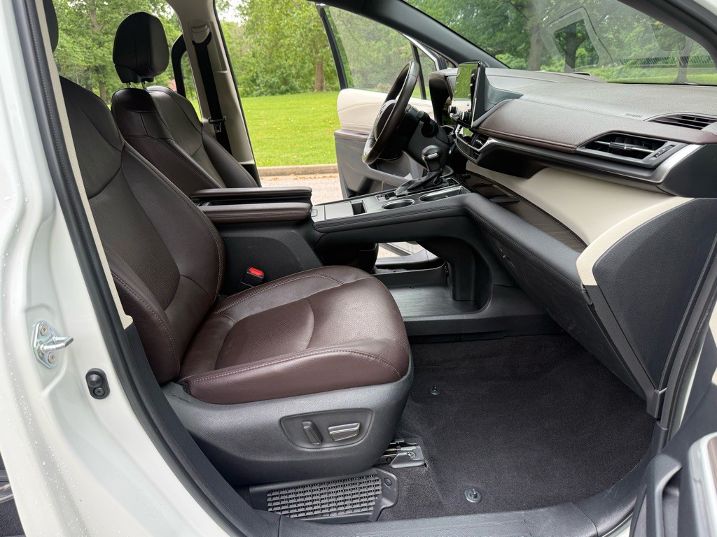 2021 Toyota Sienna Image 10