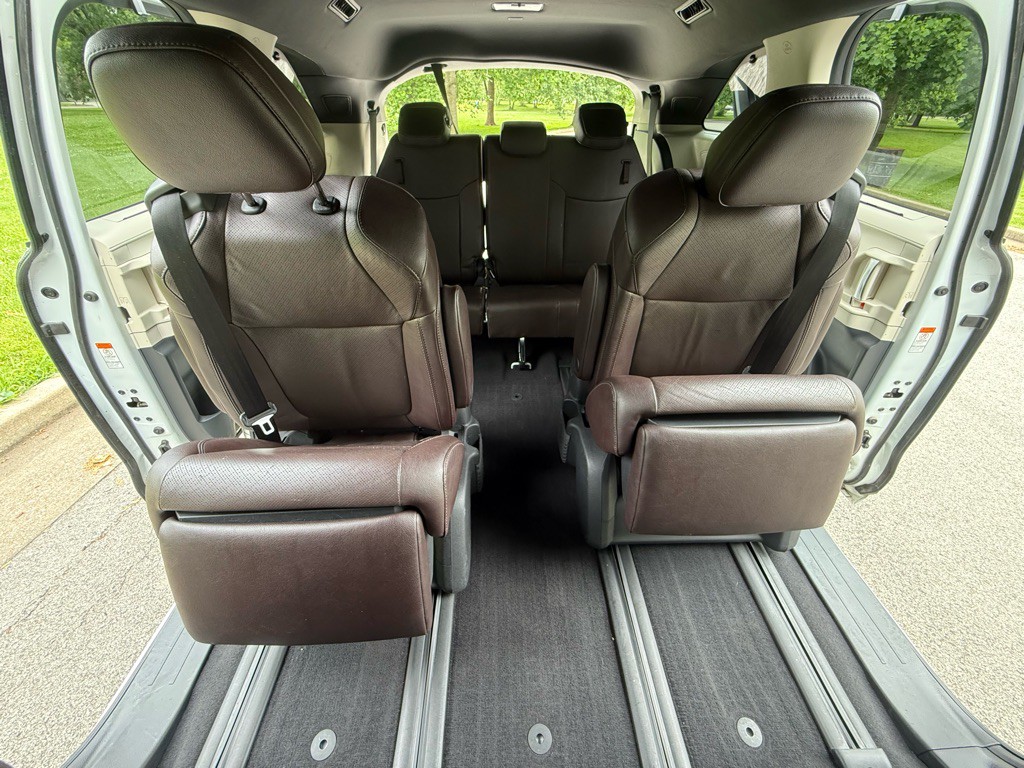 2021 Toyota Sienna Image 21