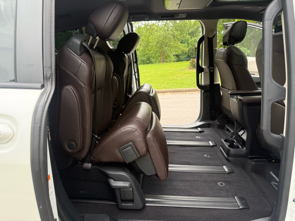 2021 Toyota Sienna Image 24