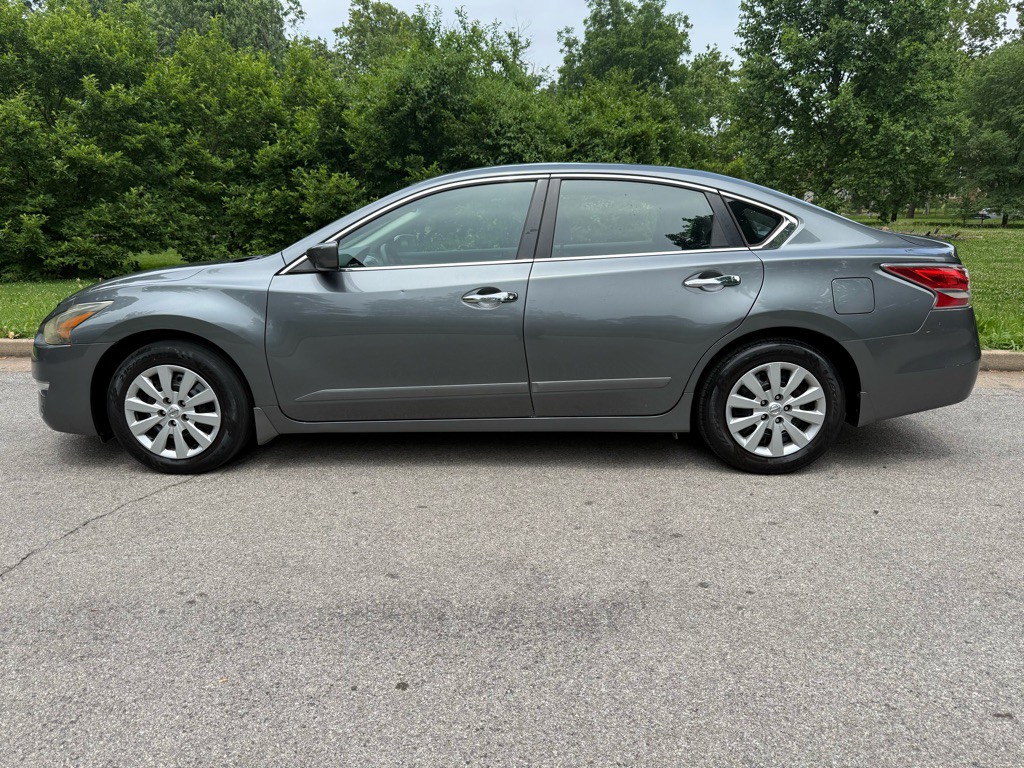 2014 Nissan Altima Image 3