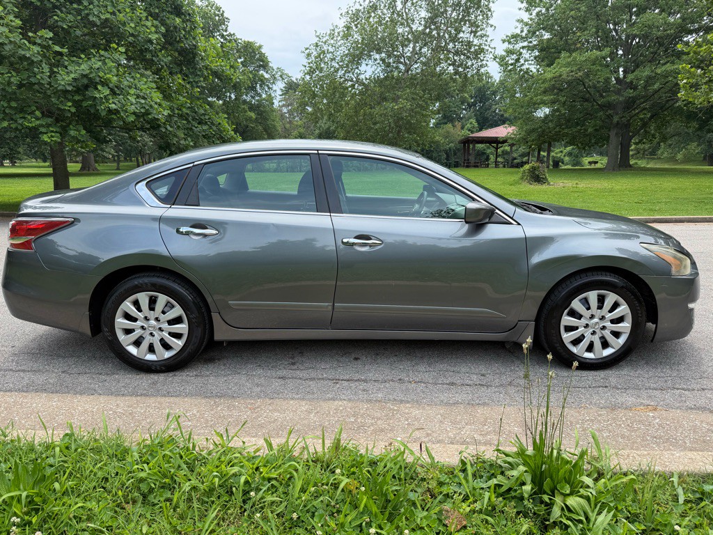 2014 Nissan Altima Image 6