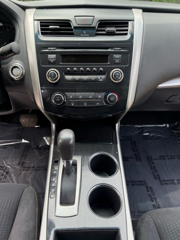 2014 Nissan Altima Image 14