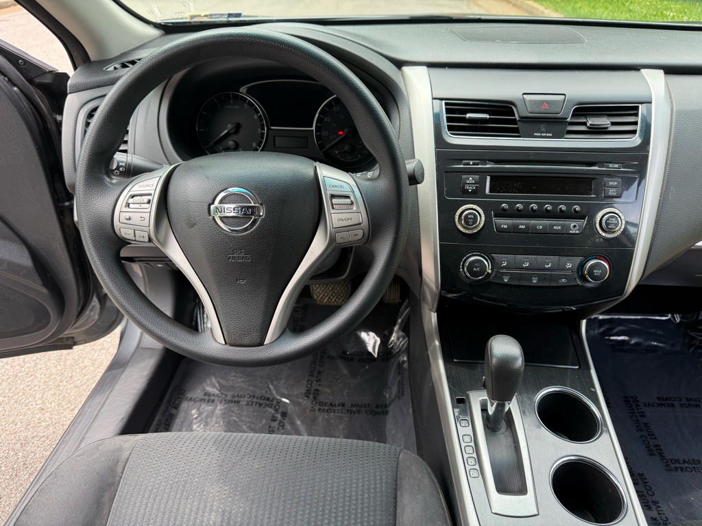2014 Nissan Altima Image 16