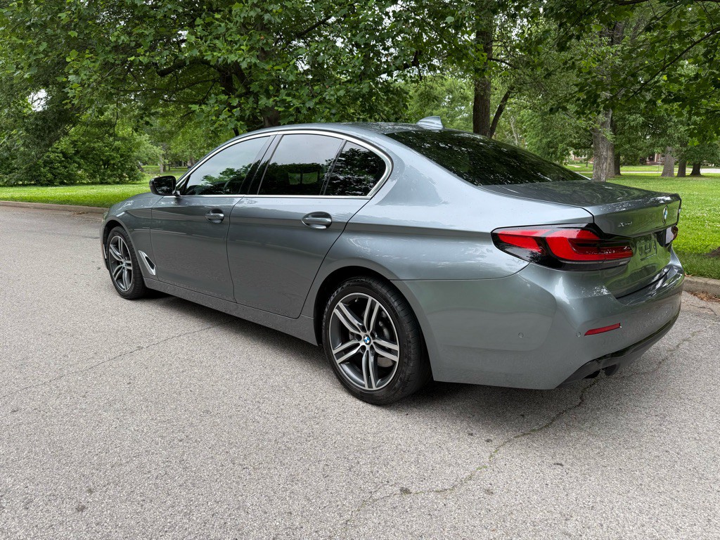 2021 BMW 5 Series Image 7