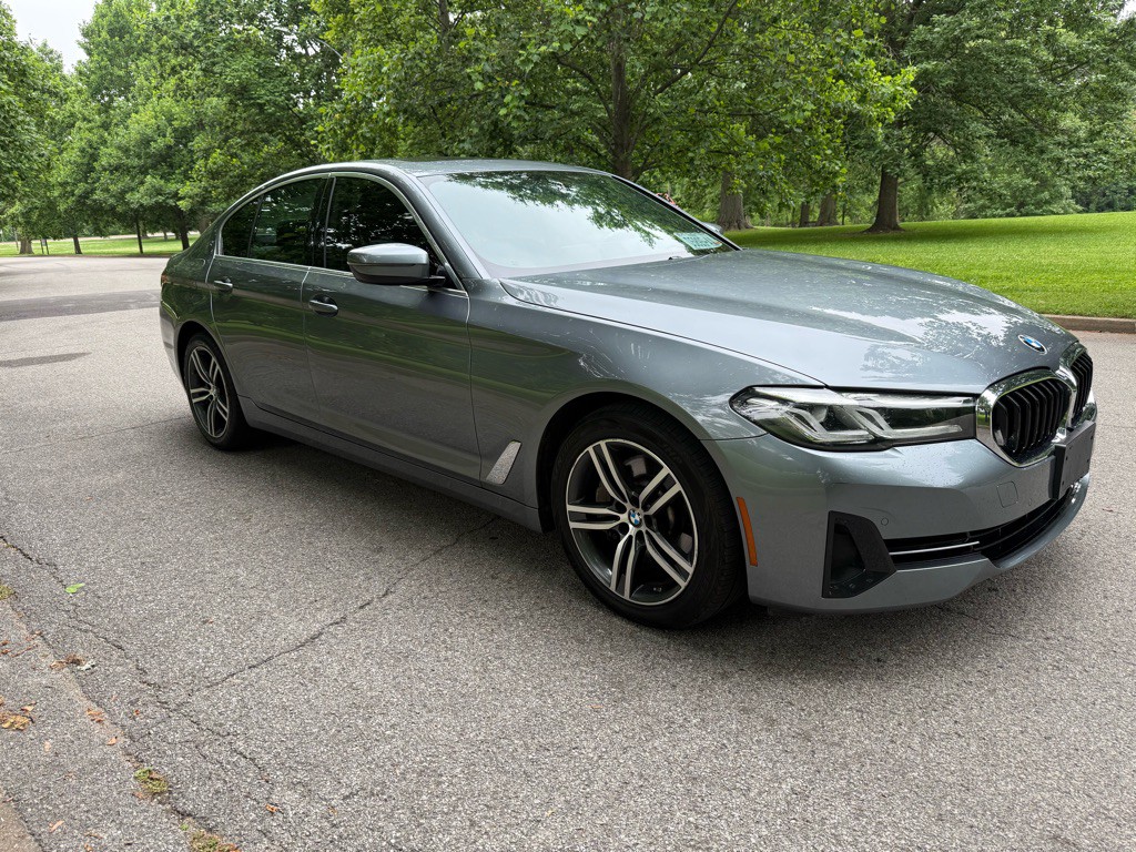 2021 BMW 5 Series Image 4