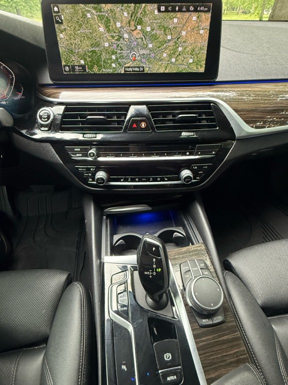 2021 BMW 5 Series Image 21