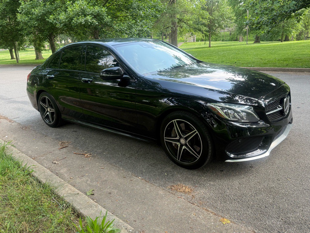 2016 Mercedes-Benz C-Class Image 4