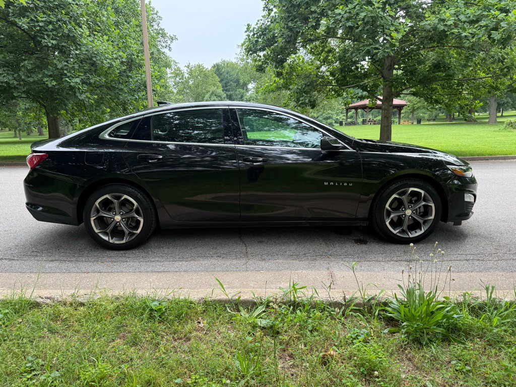 2021 Chevrolet Malibu Image 6