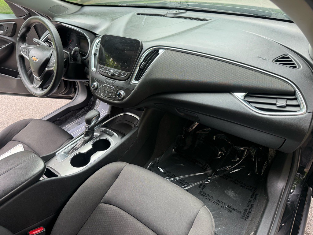 2021 Chevrolet Malibu Image 15