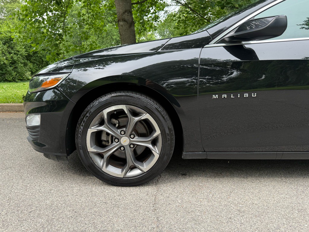 2021 Chevrolet Malibu Image 25