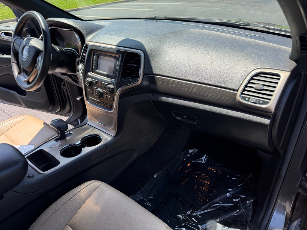 2014 Jeep Grand Cherokee Image 15