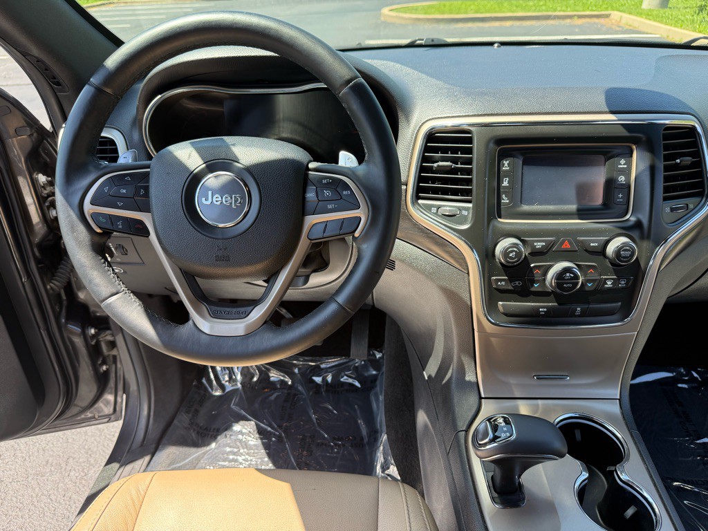2014 Jeep Grand Cherokee Image 16