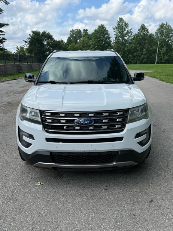 2016 Ford Explorer Image 4