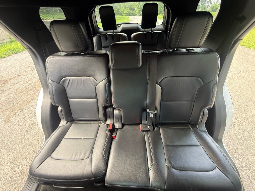 2016 Ford Explorer Image 22