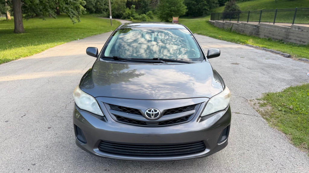 2012 Toyota Corolla Image 2
