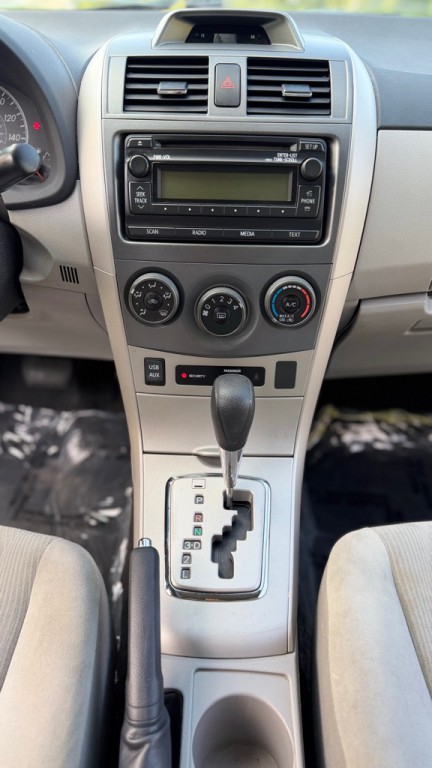 2012 Toyota Corolla Image 14