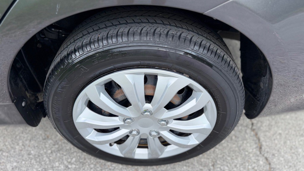 2012 Toyota Corolla Image 23