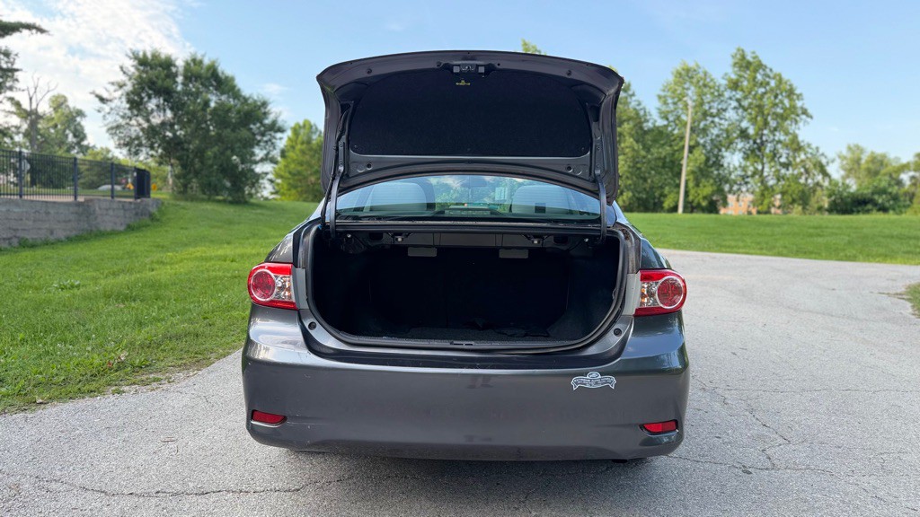 2012 Toyota Corolla Image 24