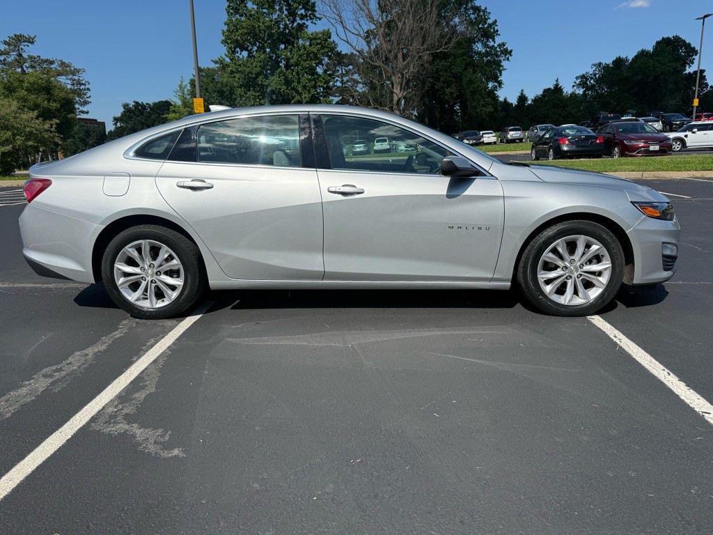 2019 Chevrolet Malibu Image 6