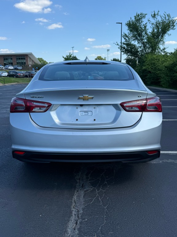 2019 Chevrolet Malibu Image 8