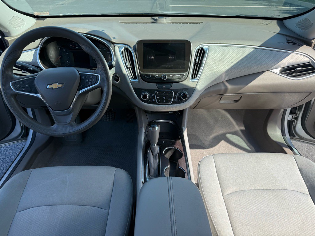 2019 Chevrolet Malibu Image 16