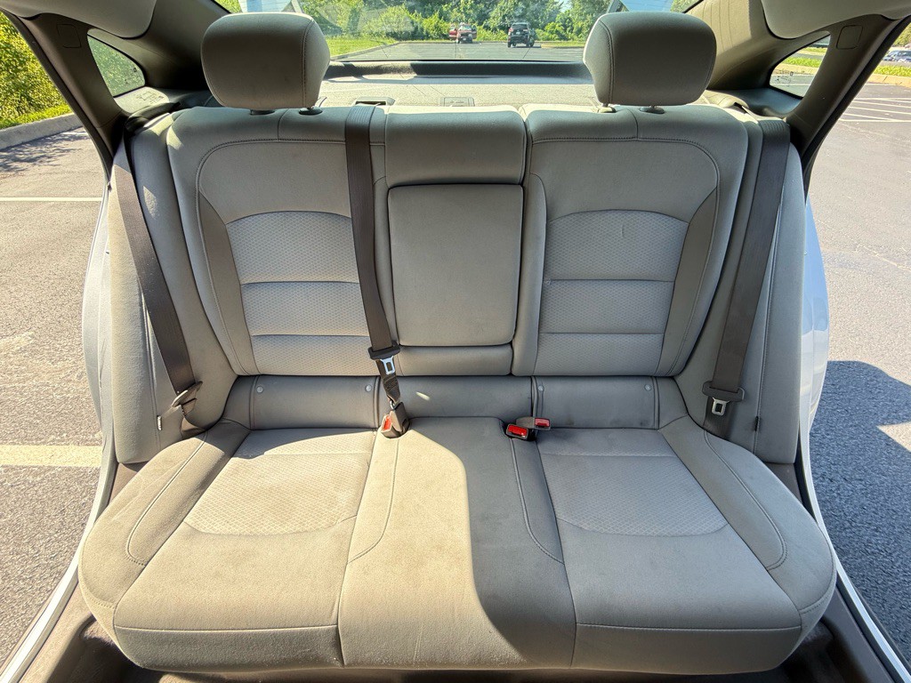 2019 Chevrolet Malibu Image 18