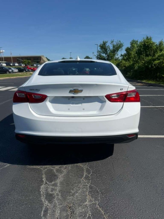 2023 Chevrolet Malibu Image 7
