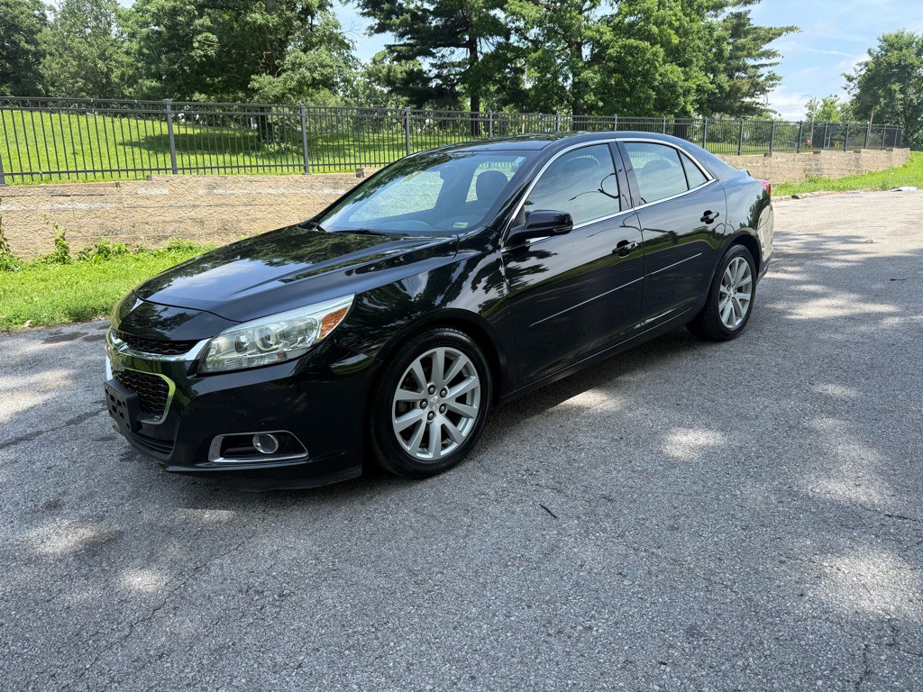 2015 Chevrolet Malibu Image 1
